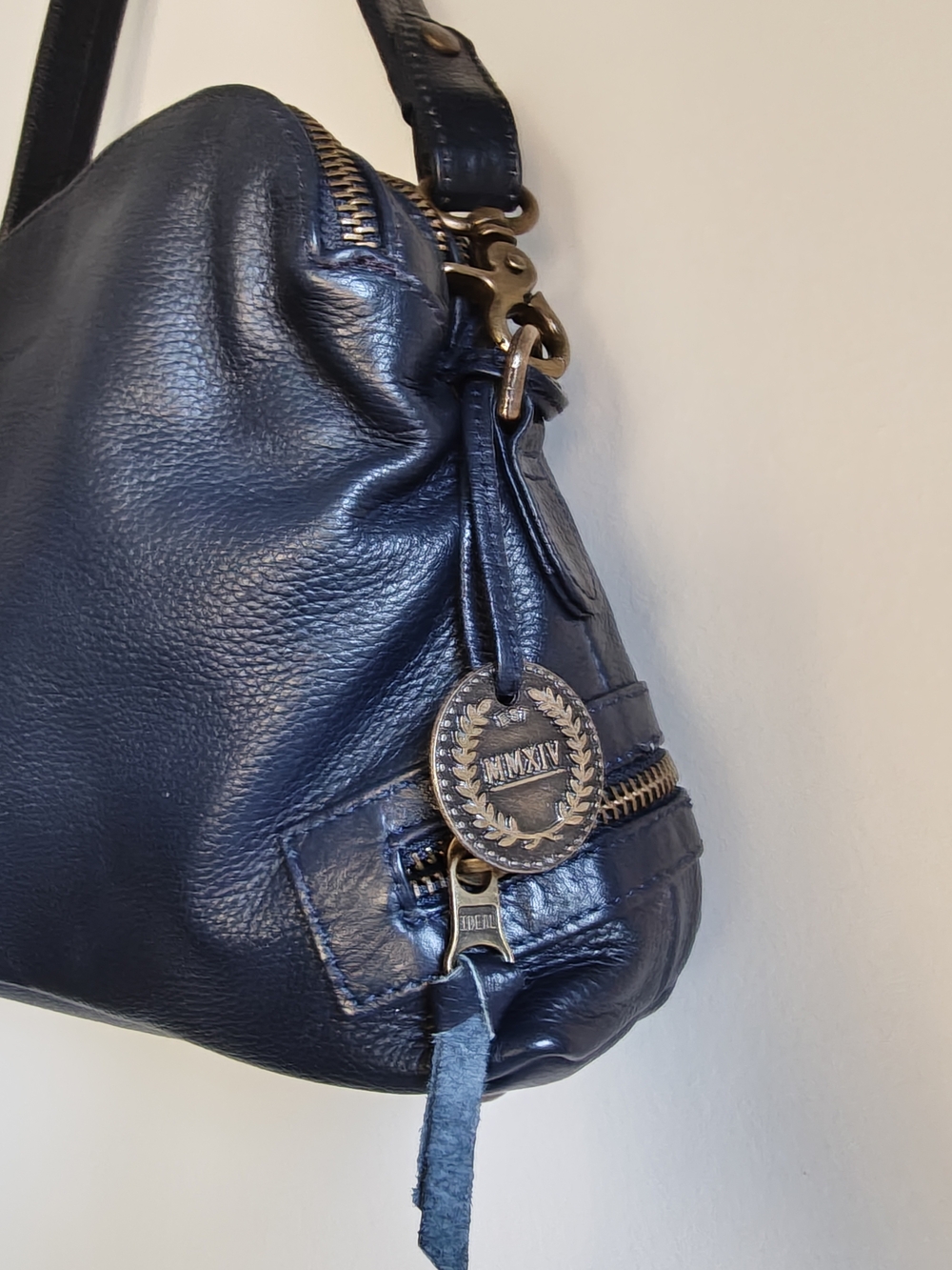 The Wonderers Travel Co Leather Shoulder Bag in Dark Blue - Picture 3 of 9